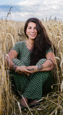 Sevinch seks uzbekcha tomosha qiling Porno video korish uchun xotinini sikishimni soradi.